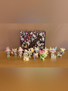 tokidoki 20th Anniversary *Full Set incl Chaser + 2 Exclusives*